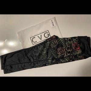 Guns N Roses CVG Capri leggings